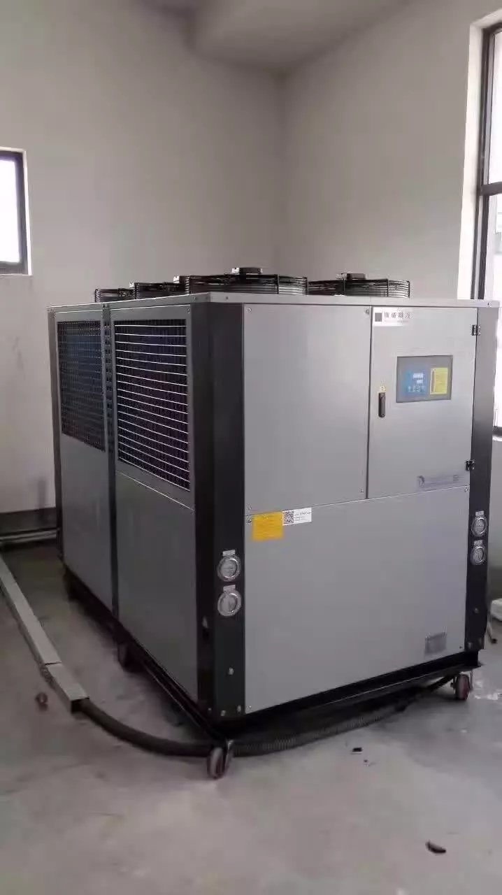 冷水机图片